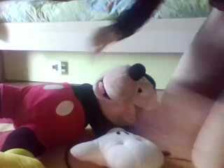 mi scopo topolino-i fuc my mickey mouse’s puppet